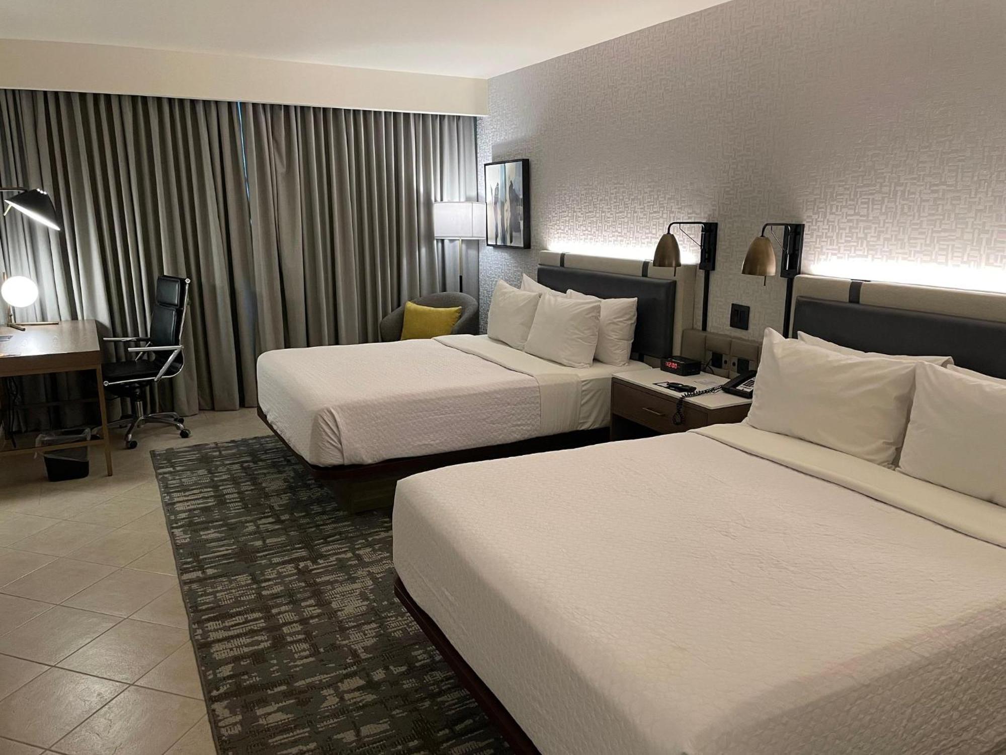 Crowne Plaza Panama By Ihg Hotel Exterior photo